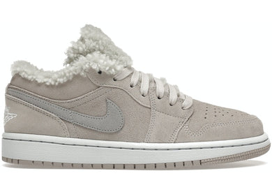 Jordan 1 Low SE Sherpa Fleece (W)
