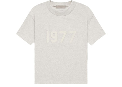 FEAR OF GOD ESSENTIALS 1977 T-Shirt Light Oatmeal