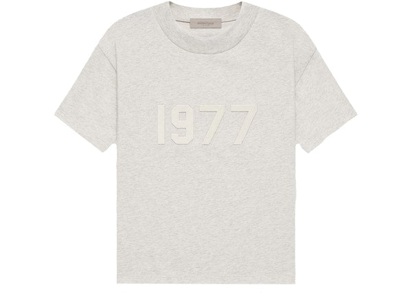 FEAR OF GOD ESSENTIALS 1977 T-Shirt Light Oatmeal